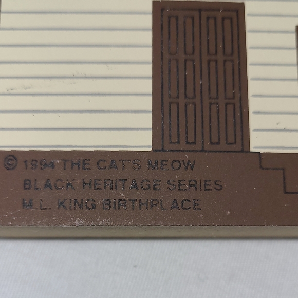 The Cat's Meow Decorative Wooden Shelf Sitter Set Of 4 Vintage Historical - Picture 10 of 13